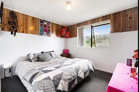 Photo of property in 35 Lilburn Crescent, Massey, Auckland, 0614