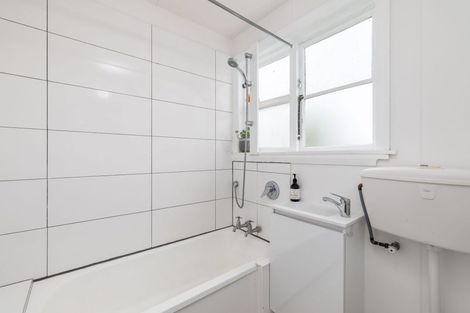 Photo of property in 8 Gleig Place, Spreydon, Christchurch, 8024