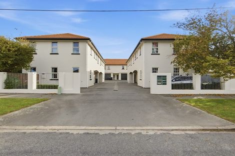 Photo of property in 9b Crohane Place, Addington, Christchurch, 8024