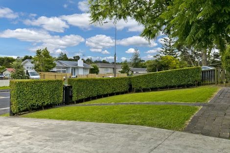 Photo of property in 18 Hellyers Street, Birkdale, Auckland, 0626