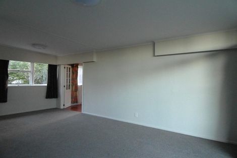 Photo of property in 8 Merchant Avenue, Te Atatu South, Auckland, 0610