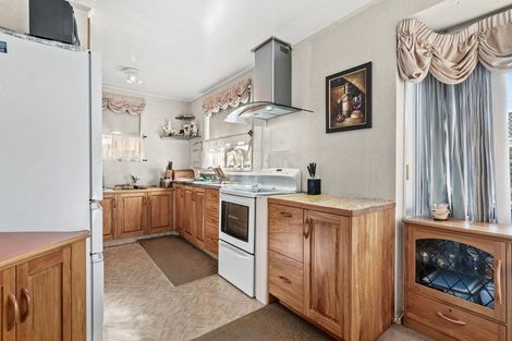 Photo of property in 21 Tatariki Street, Rosehill, Papakura, 2113