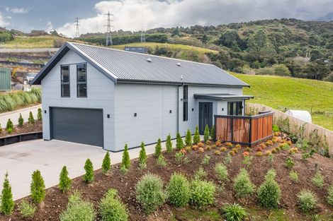Photo of property in 22 Tapley Close, Halfway Bush, Dunedin, 9010
