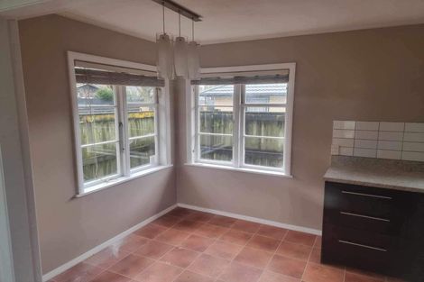 Photo of property in 24 Routley Crescent, Elderslea, Upper Hutt, 5018
