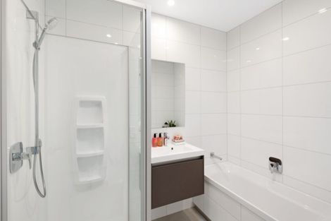 Photo of property in 16 Orford Lane, Takanini, 2112