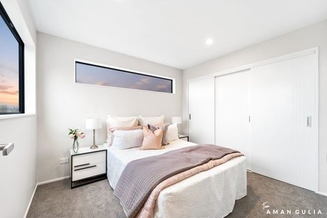 Photo of property in 26-28 Pomaria Road, Henderson, Auckland, 0610