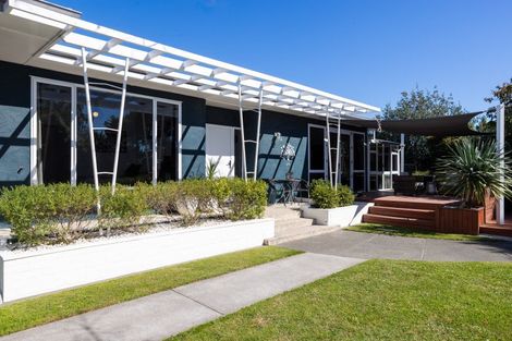 Photo of property in 113 Taradale Road, Onekawa, Napier, 4110