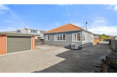 Photo of property in 58 Wilsons Road, Saint Martins, Christchurch, 8022