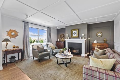Photo of property in 90 Bushlake Way, Kingseat, Papakura, 2580