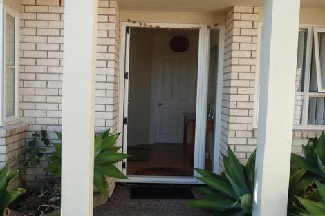 Photo of property in 10 Northridge Terrace, Massey, Auckland, 0614