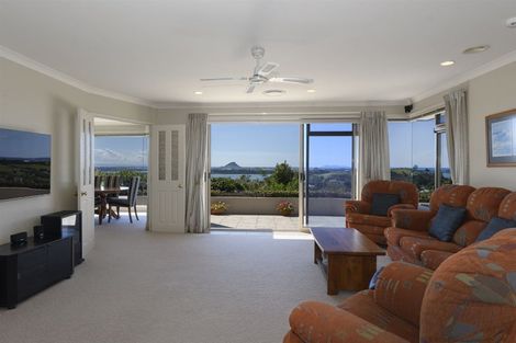 Photo of property in 109r Waikite Road, Welcome Bay, Tauranga, 3175