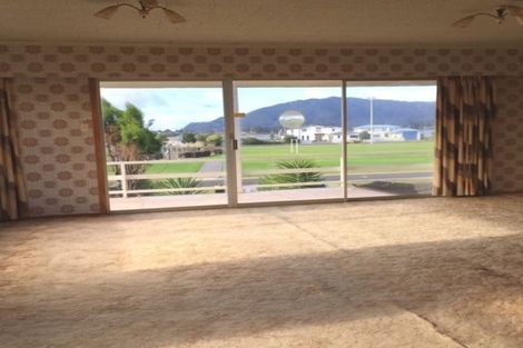 Photo of property in 10 Hornsea Road, Tairua, 3508