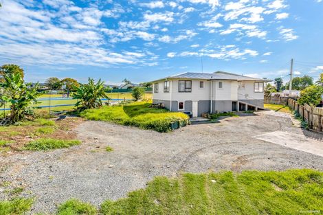 Photo of property in 3 Dreadon Road, Manurewa, Auckland, 2102