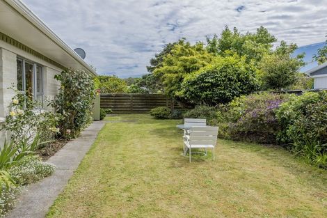 Photo of property in 14 Richmond Avenue, Waikanae, 5036