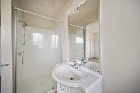 Photo of property in 21 Masters Place, Favona, Auckland, 2024