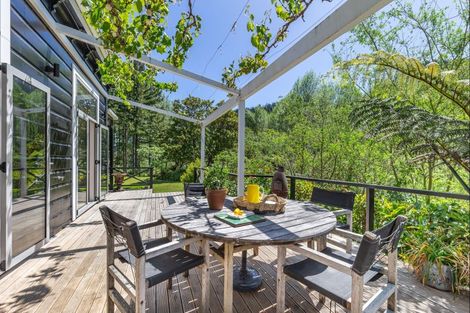 Photo of property in 803 Gladstone Road, Levin, 5571