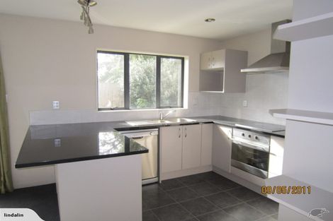 Photo of property in 27a Don Buck Road, Massey, Auckland, 0614