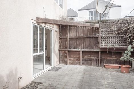 Photo of property in 4/10 Nova Place, Christchurch Central, Christchurch, 8011