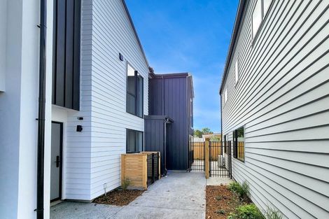 Photo of property in 5 Bathurst Street, Silverstream, Upper Hutt, 5019