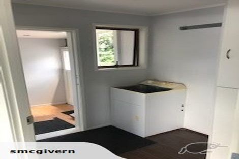 Photo of property in 32 Pisces Road, Glen Eden, Auckland, 0602