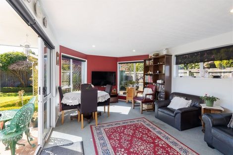 Photo of property in 5 Rubens Place, Burnside, Christchurch, 8053