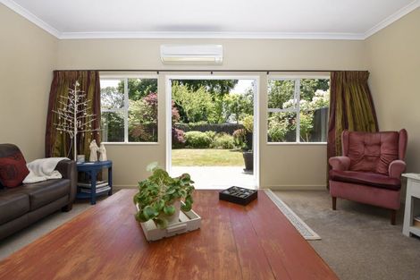Photo of property in 26 Deller Drive, Carterton, 5713