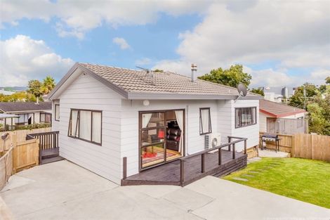 Photo of property in 1/15 Newington Road, Henderson, Auckland, 0612