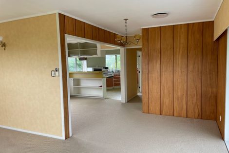 Photo of property in 5 Miltonia Avenue, Te Atatu South, Auckland, 0610