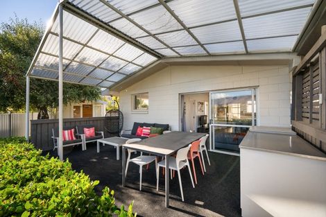 Photo of property in 82 Molyneux Avenue, Cromwell, 9310