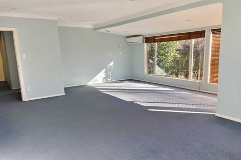 Photo of property in 15 Ashfield Place, Ilam, Christchurch, 8041
