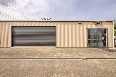 Photo of property in 42 Peel Street, Westport, 7825