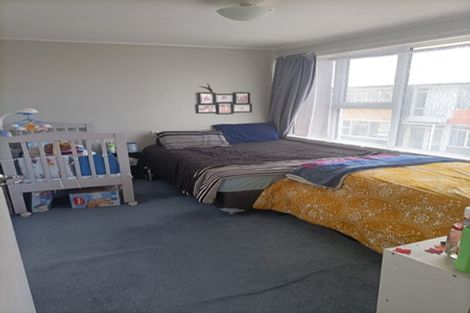 Photo of property in 55u6 Apu Crescent, Lyall Bay, Wellington, 6022