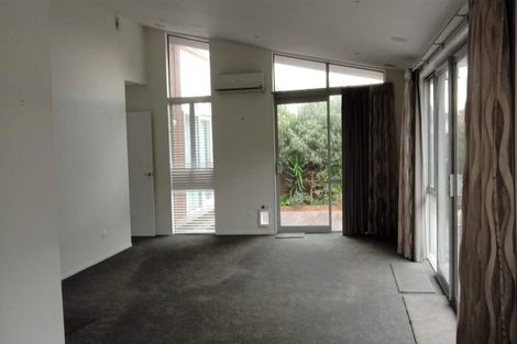 Photo of property in 22 Malta Crescent, South New Brighton, Christchurch, 8062