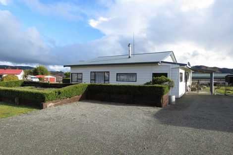Photo of property in 32- 34 Coal Street, Reefton, 7830