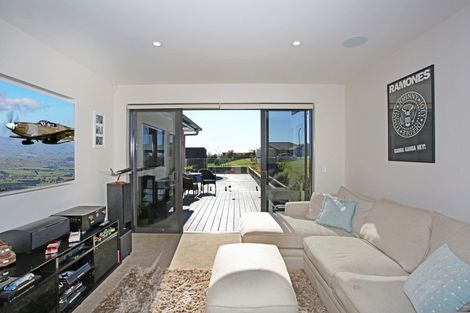 Photo of property in 11 Bernora Crescent, Bombay, 2675