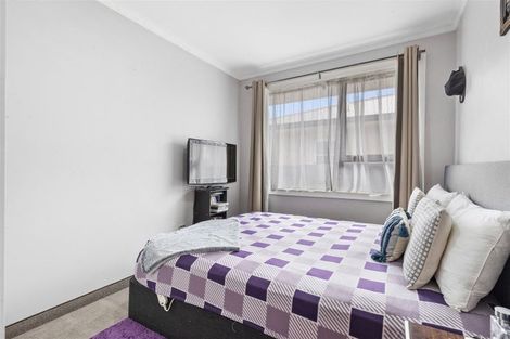 Photo of property in 6 Carbine Place, Sockburn, Christchurch, 8042