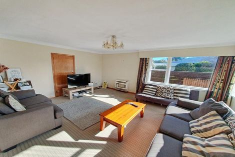 Photo of property in 25 Epsom Road, Hokowhitu, Palmerston North, 4410