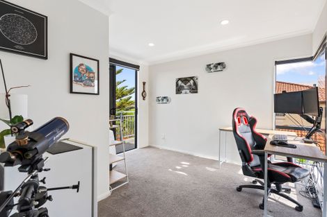 Photo of property in 36 Gold Street, Albany Heights, Auckland, 0632