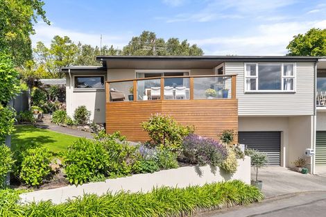 Photo of property in 15 Karitane Drive, Cashmere, Christchurch, 8022