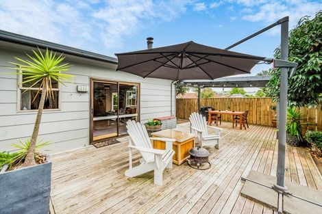Photo of property in 25 Chums Road, Paraparaumu Beach, Paraparaumu, 5032