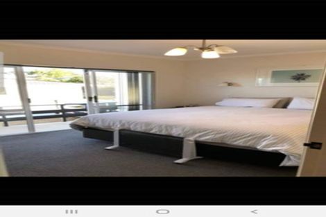 Photo of property in 82 Tukapa Street, Westown, New Plymouth, 4310