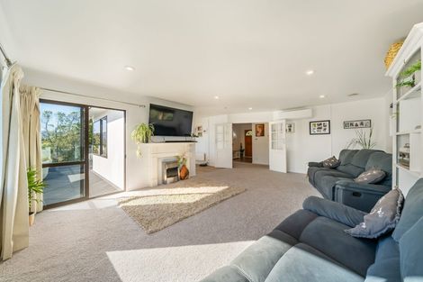 Photo of property in 50 Molyneux Close, Whitby, Porirua, 5024