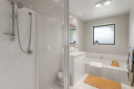 Photo of property in 17 Saint Thomas Place, Woolston, Christchurch, 8062