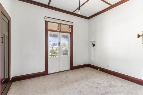 Photo of property in 10 Ewen Street, Takapuna, Auckland, 0622