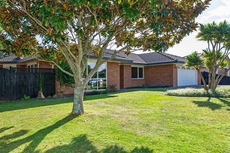 Photo of property in 15 Longford Park Drive, Takanini, 2112