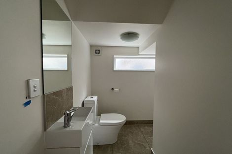 Photo of property in 16 Kira Road, Flat Bush, Auckland, 2016