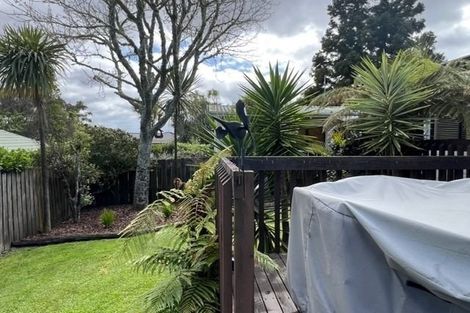 Photo of property in 3/77 Konini Road, Titirangi, Auckland, 0604
