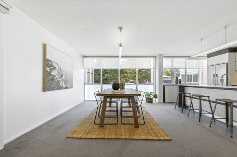 Photo of property in 1u2 Riro Street, Hamilton East, Hamilton, 3216