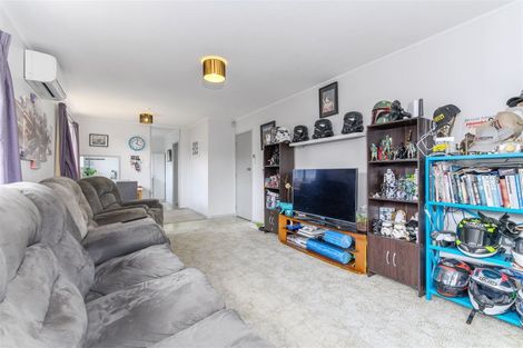 Photo of property in 10 Hillman Place, Ranui, Auckland, 0612
