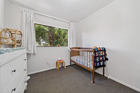 Photo of property in 80 Kervil Avenue, Te Atatu Peninsula, Auckland, 0610